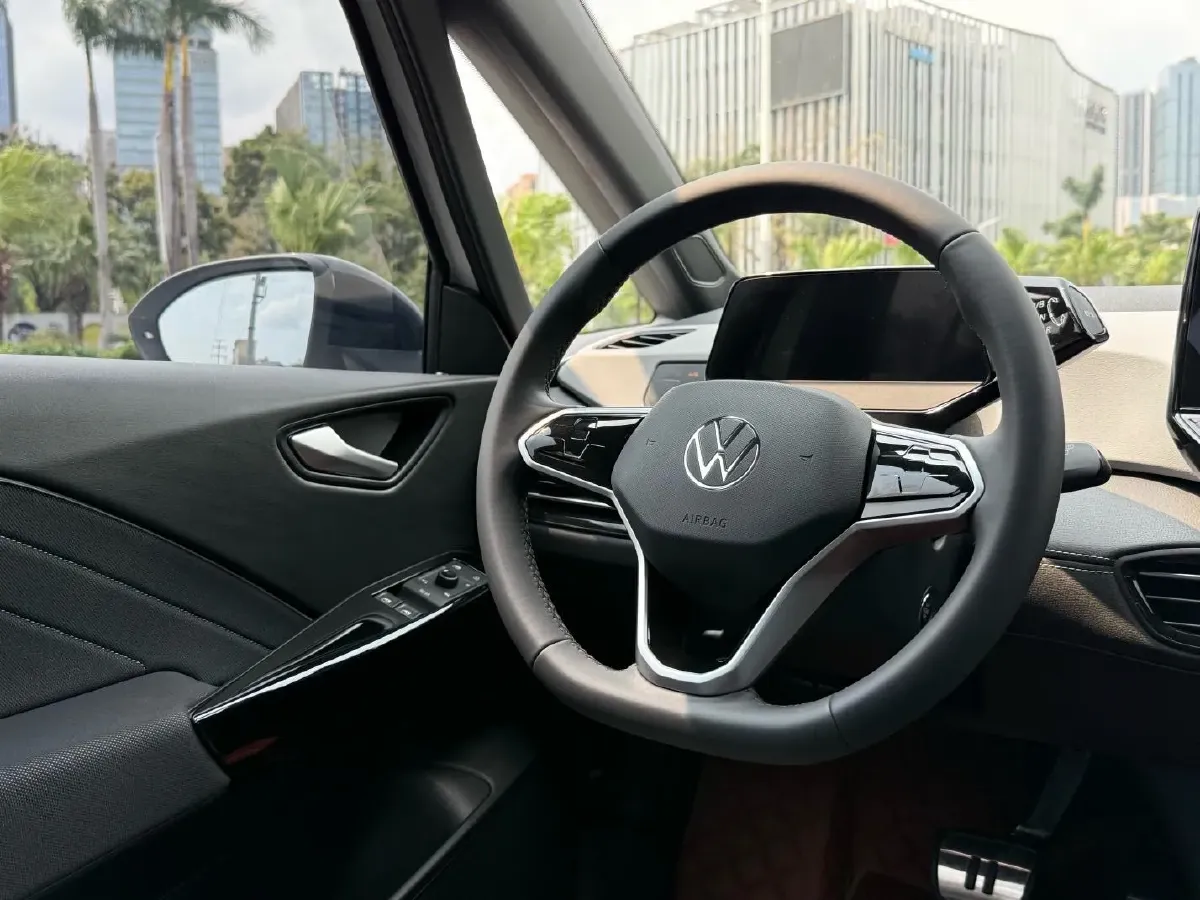 2024 Volkswagen ID.3 BEV 52.8KWH,autocango,china used car exporter,china ev exporter,chinese used car exporter,chinese used ev exporter