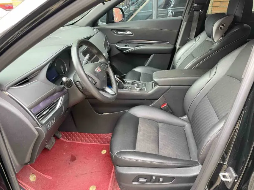 2022 Cadillac XT4 2.0T 237HP L4 9AT,autocango,china used car exporter,china ev exporter,chinese used car exporter,chinese used ev exporter