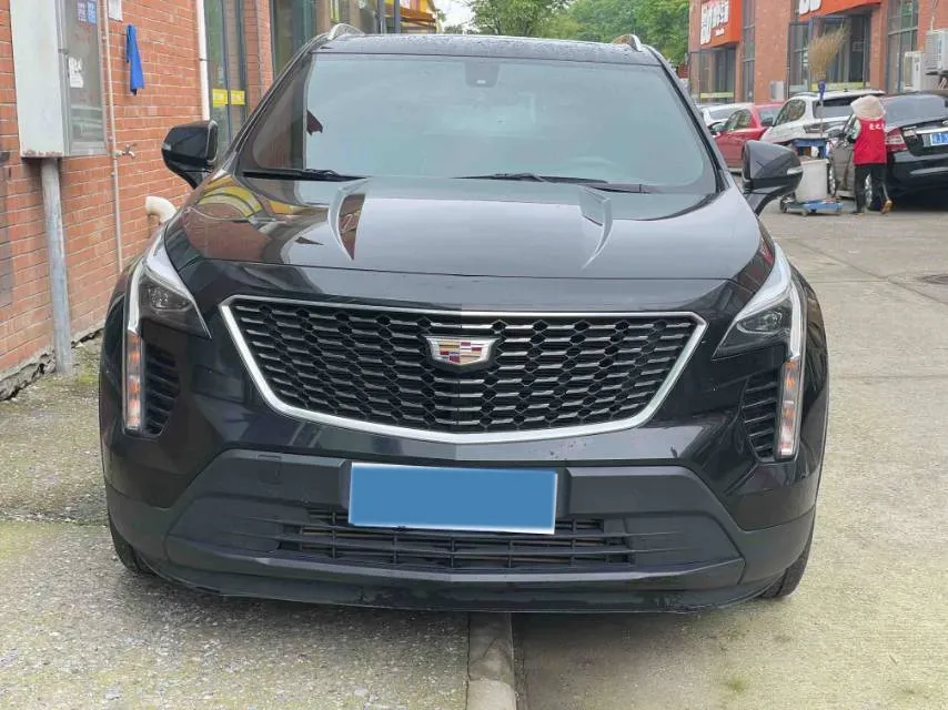 2022 Cadillac XT4 2.0T 237HP L4 9AT,autocango,china used car exporter,china ev exporter,chinese used car exporter,chinese used ev exporter