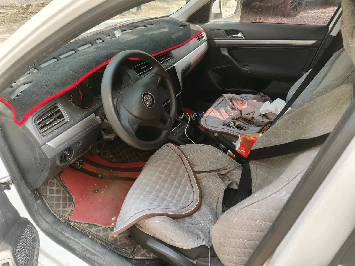 2019 Volkswagen Polo 1.5L 113HP L4 5MT,autocango,china used car exporter,china ev exporter,chinese used car exporter,chinese used ev exporter