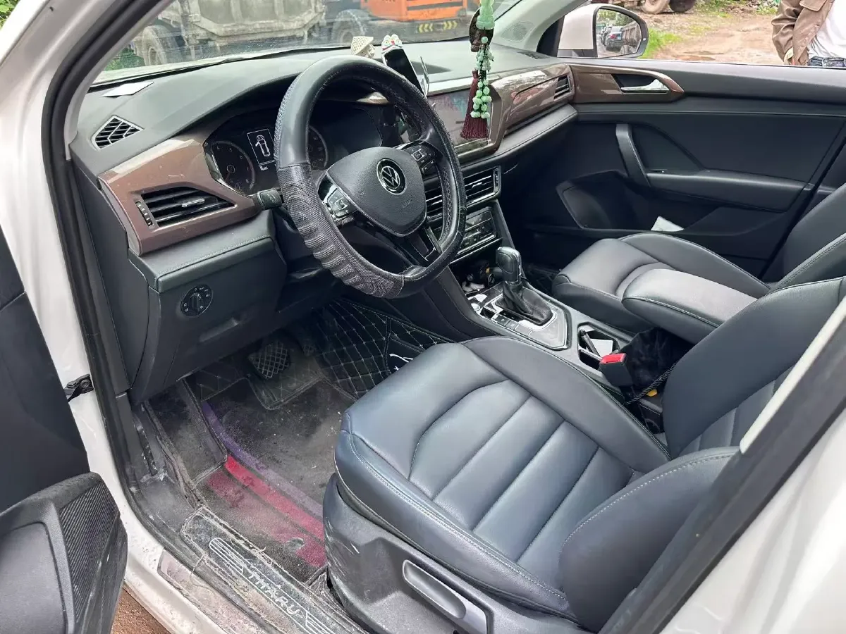 2021 Volkswagen Tharu 1.4T 150HP L4 7DCT,autocango,china used car exporter,china ev exporter,chinese used car exporter,chinese used ev exporter