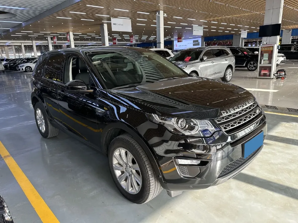 2018 Land Rover Discovery Sport 2.0T 241HP L4 9AT,autocango,china used car exporter,china ev exporter,chinese used car exporter,chinese used ev exporter