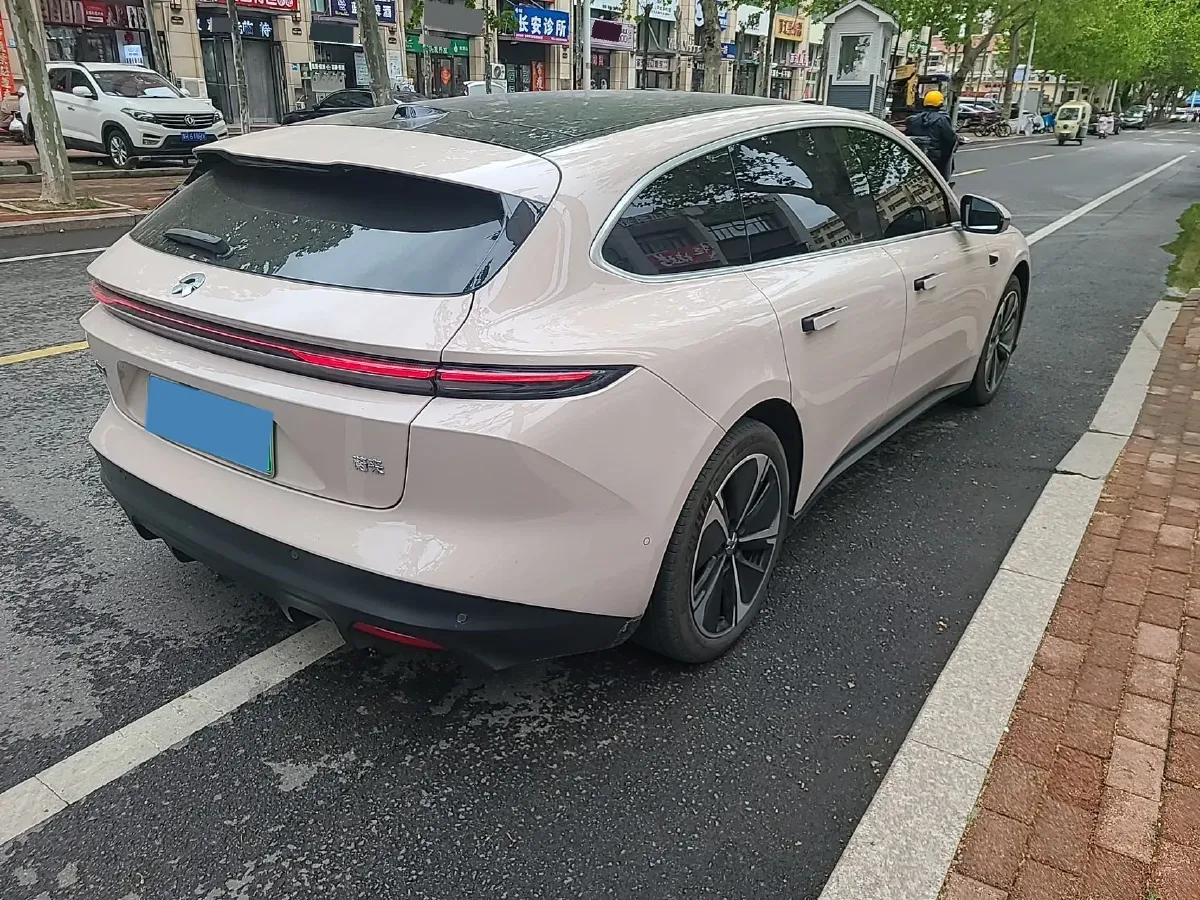 2024 NIO ET5T BEV 75KWH,autocango,china used car exporter,china ev exporter,chinese used car exporter,chinese used ev exporter