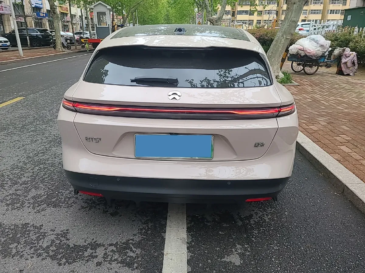 2024 NIO ET5T BEV 75KWH,autocango,china used car exporter,china ev exporter,chinese used car exporter,chinese used ev exporter