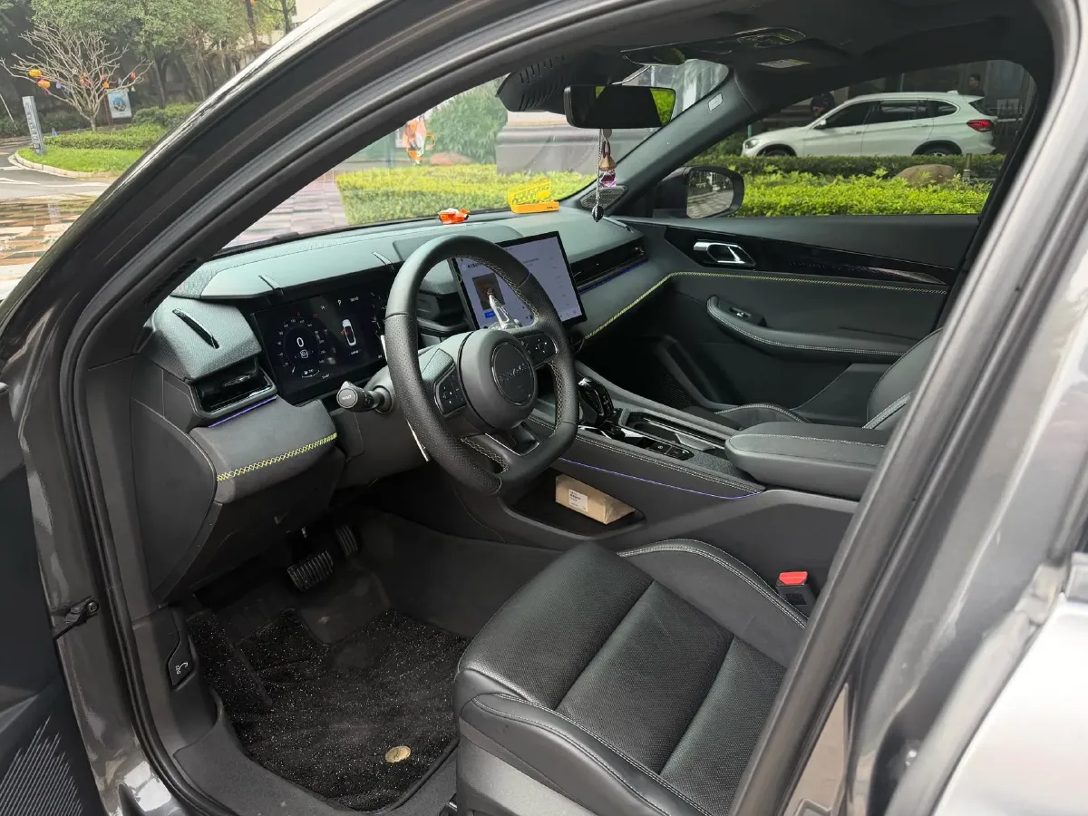 2023 LYNK&CO 03 2.0T 254HP L4 7DCT,autocango,china used car exporter,china ev exporter,chinese used car exporter,chinese used ev exporter