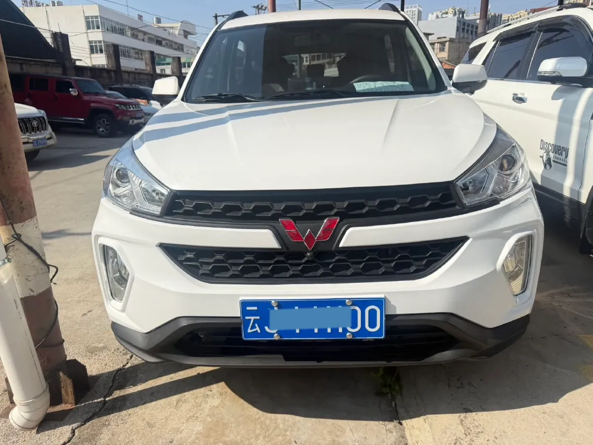 2021 WuLing HongGuang 1.5L 99HP L4 6MT,autocango,china used car exporter,china ev exporter,chinese used car exporter,chinese used ev exporter
