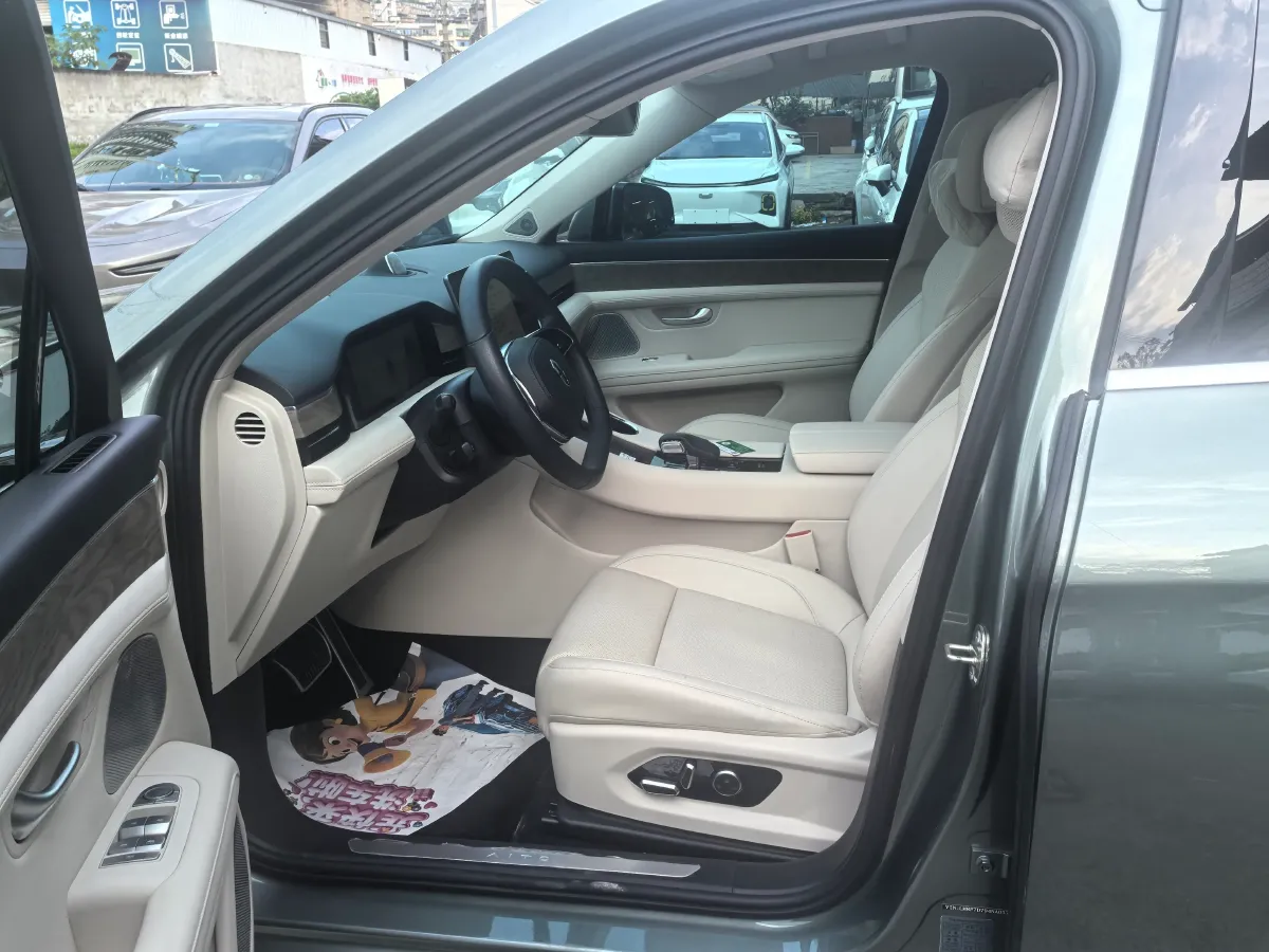 2022 JMC YuHu 7 2.0T 141HP L4 8AT,autocango,china used car exporter,china ev exporter,chinese used car exporter,chinese used ev exporter