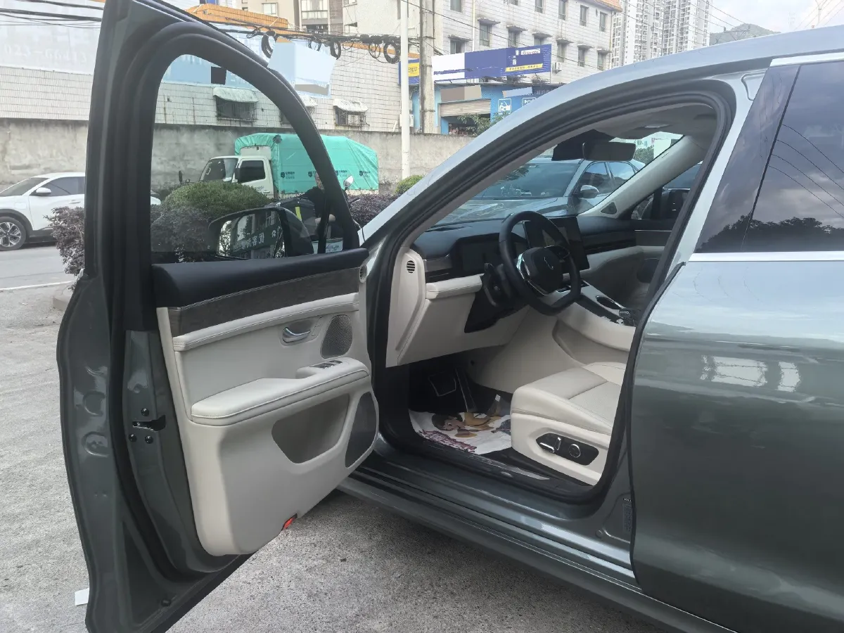 2022 JMC YuHu 7 2.0T 141HP L4 8AT,autocango,china used car exporter,china ev exporter,chinese used car exporter,chinese used ev exporter