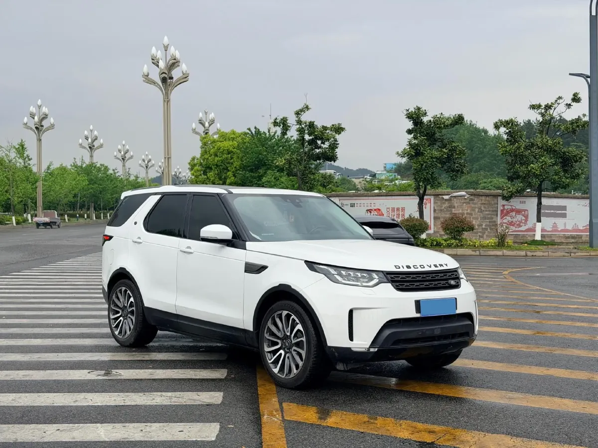2017 Land Rover Discovery 3.0T 340HP V6 8AT,autocango,china used car exporter,china ev exporter,chinese used car exporter,chinese used ev exporter