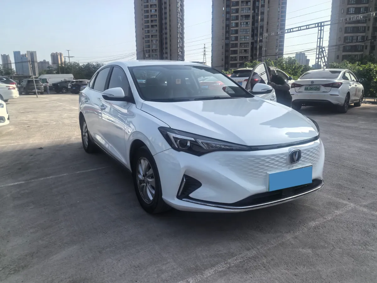 2022 ChangAn Eado BEV 44.43KWH,autocango,china used car exporter,china ev exporter,chinese used car exporter,chinese used ev exporter