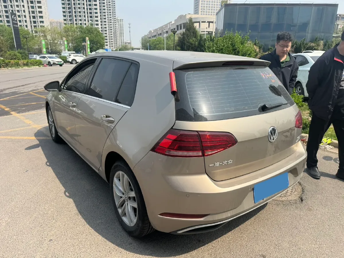 2018 Volkswagen Golf 1.4T 131HP L4 7DCT,autocango,china used car exporter,china ev exporter,chinese used car exporter,chinese used ev exporter