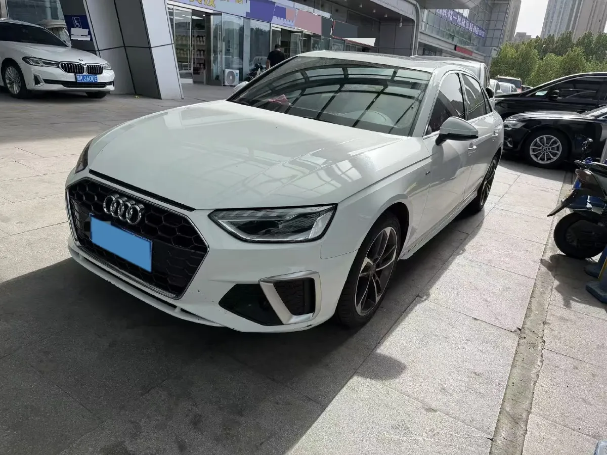 2020 Audi A4L 2.0T 190HP L4 7DCT,autocango,china used car exporter,china ev exporter,chinese used car exporter,chinese used ev exporter