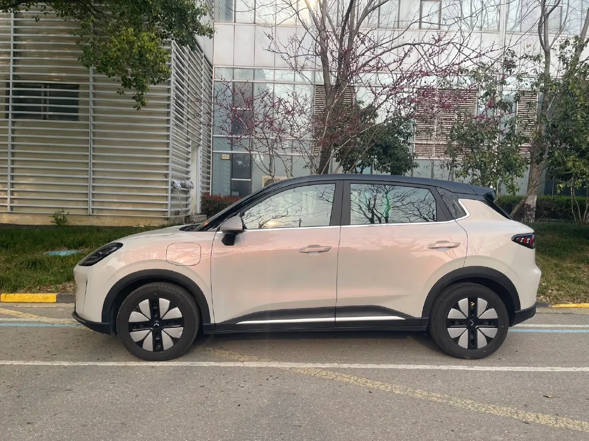 2025 WuLing HongGuang New Energy REEV 99HP REEV,autocango,china used car exporter,china ev exporter,chinese used car exporter,chinese used ev exporter