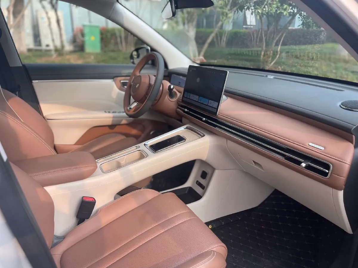 2025 WuLing HongGuang New Energy REEV 99HP REEV,autocango,china used car exporter,china ev exporter,chinese used car exporter,chinese used ev exporter