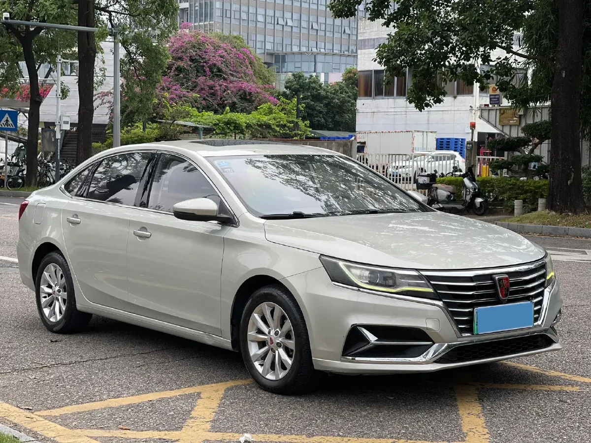 2017 Roewe i6 1.0T 125HP L3 2AT PHEV,autocango,china used car exporter,china ev exporter,chinese used car exporter,chinese used ev exporter
