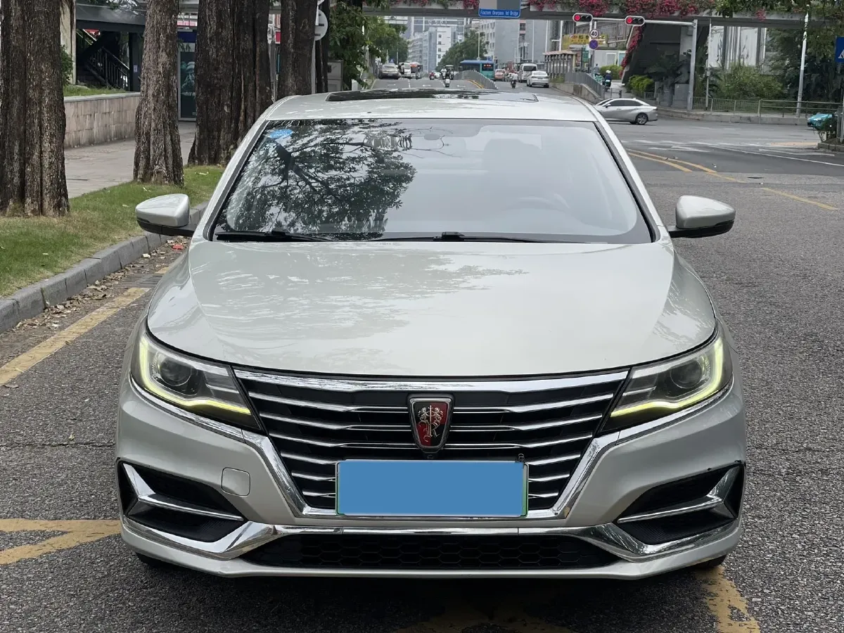 2017 Roewe i6 1.0T 125HP L3 2AT PHEV,autocango,china used car exporter,china ev exporter,chinese used car exporter,chinese used ev exporter