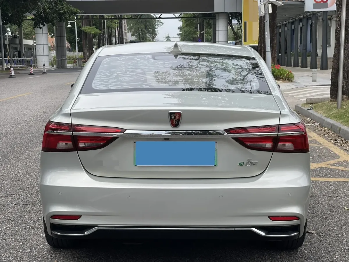 2017 Roewe i6 1.0T 125HP L3 2AT PHEV,autocango,china used car exporter,china ev exporter,chinese used car exporter,chinese used ev exporter