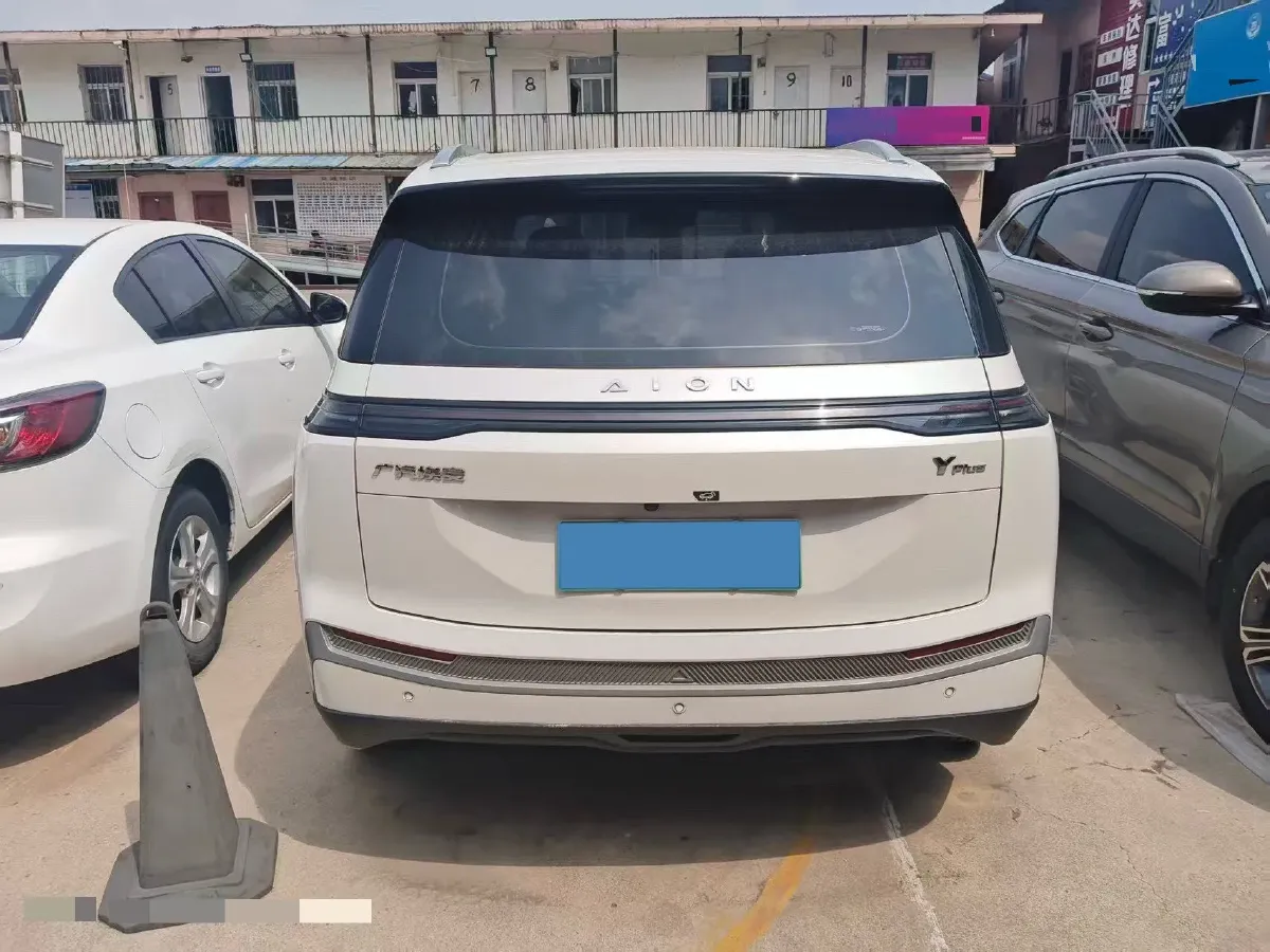 2023 GAC Trumpchi GS4 1.5T 177HP L4 6AT,autocango,china used car exporter,china ev exporter,chinese used car exporter,chinese used ev exporter