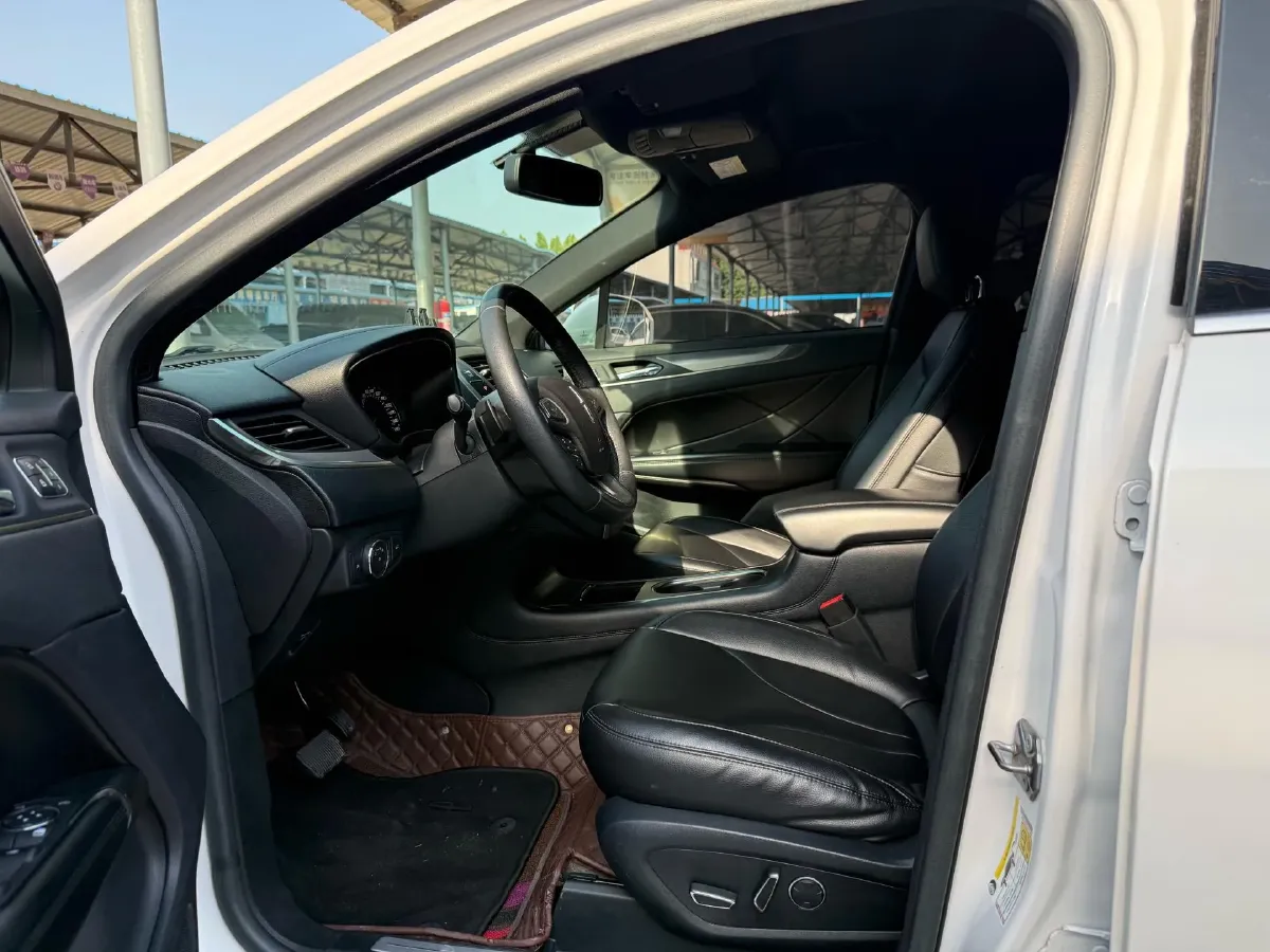 2017 Lincoln MKC 2.0T 203HP L4 6AT,autocango,china used car exporter,china ev exporter,chinese used car exporter,chinese used ev exporter