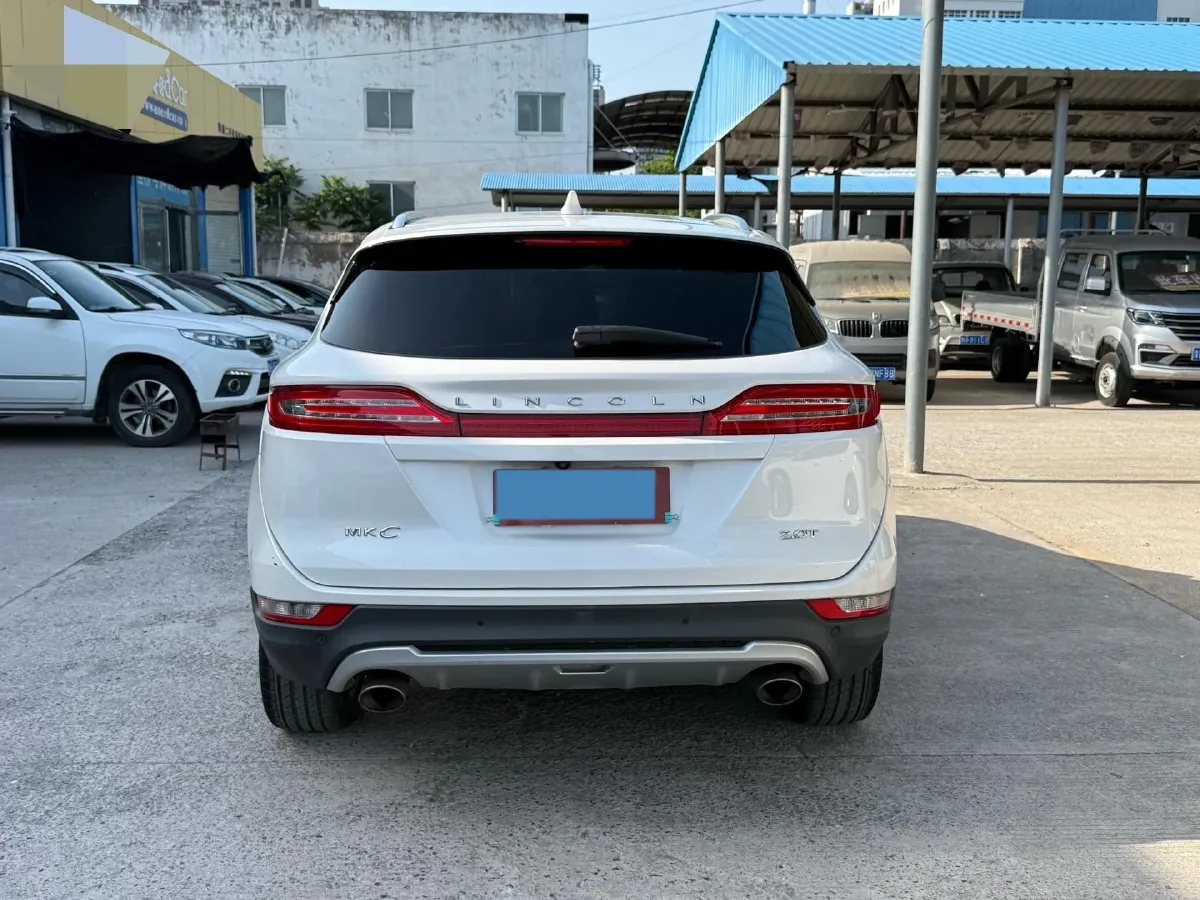 2017 Lincoln MKC 2.0T 203HP L4 6AT,autocango,china used car exporter,china ev exporter,chinese used car exporter,chinese used ev exporter