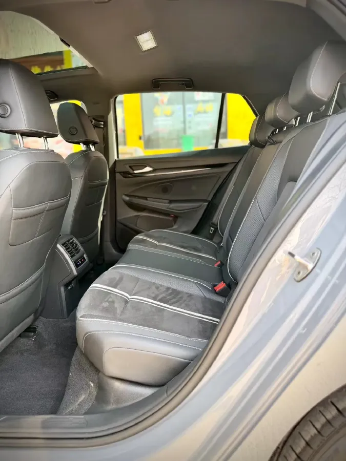 2021 Volkswagen Golf 1.4T 150HP L4 7DCT,autocango,china used car exporter,china ev exporter,chinese used car exporter,chinese used ev exporter