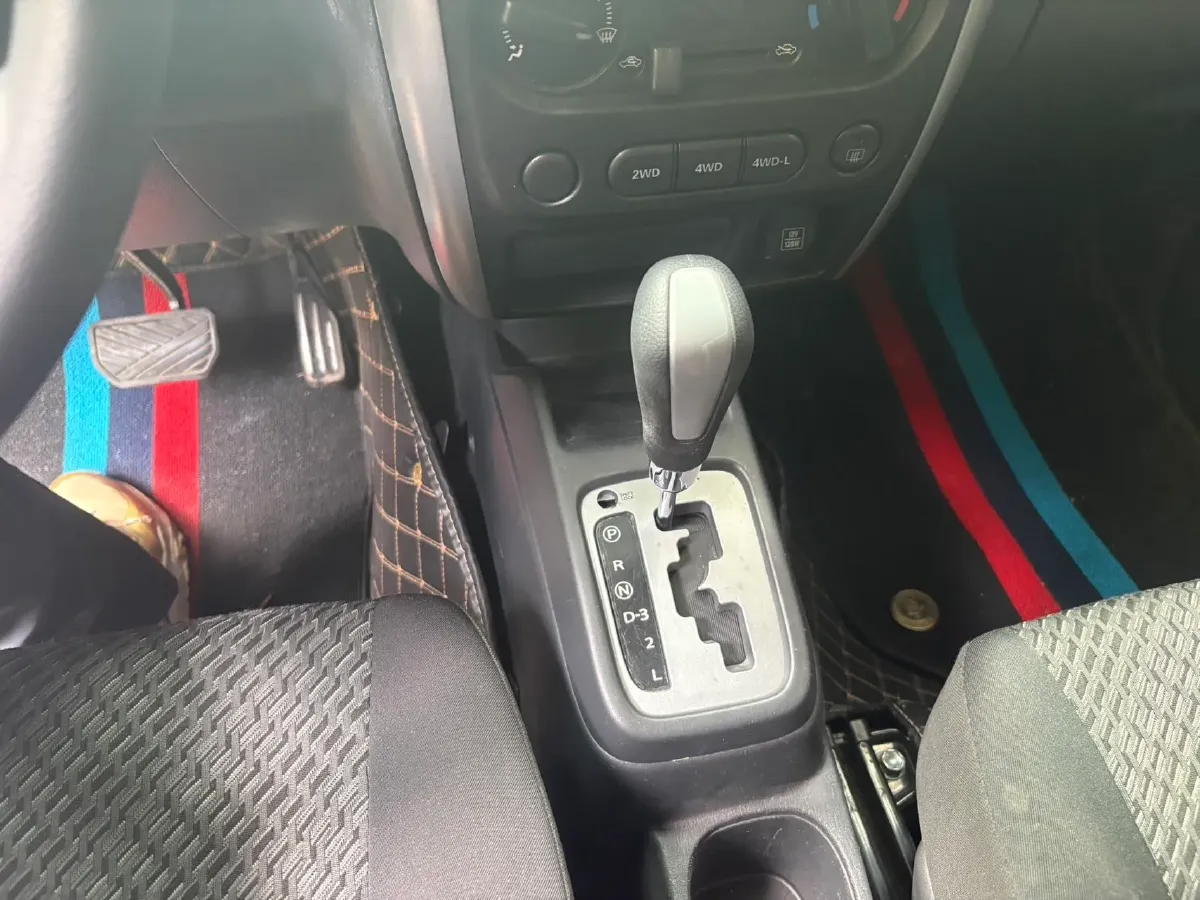 2015 Suzuki Jimny 1.3L 85HP L4 4AT,autocango,china used car exporter,china ev exporter,chinese used car exporter,chinese used ev exporter