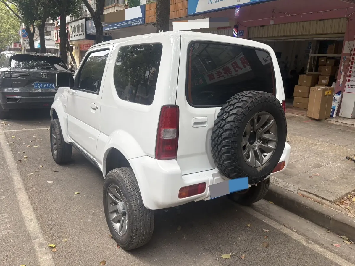 2015 Suzuki Jimny 1.3L 85HP L4 4AT,autocango,china used car exporter,china ev exporter,chinese used car exporter,chinese used ev exporter