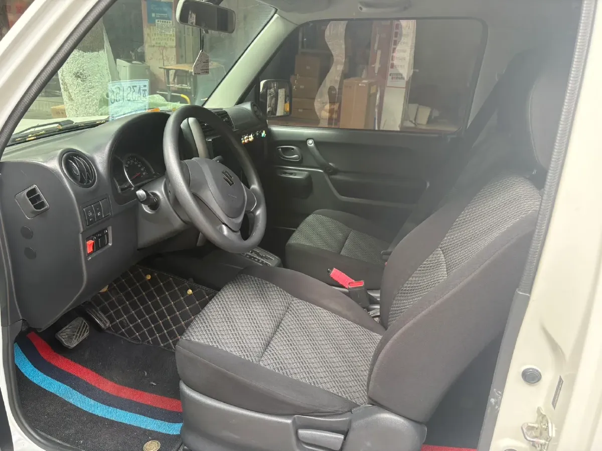 2015 Suzuki Jimny 1.3L 85HP L4 4AT,autocango,china used car exporter,china ev exporter,chinese used car exporter,chinese used ev exporter