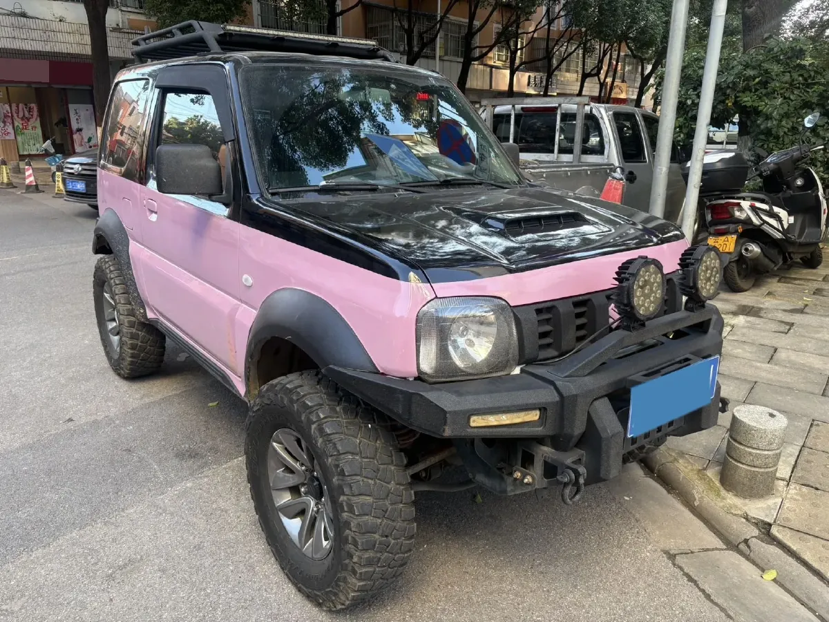 2015 Suzuki Jimny 1.3L 85HP L4 4AT,autocango,china used car exporter,china ev exporter,chinese used car exporter,chinese used ev exporter