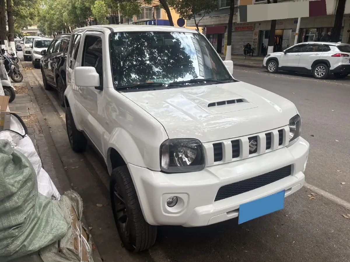 2015 Suzuki Jimny 1.3L 85HP L4 4AT,autocango,china used car exporter,china ev exporter,chinese used car exporter,chinese used ev exporter