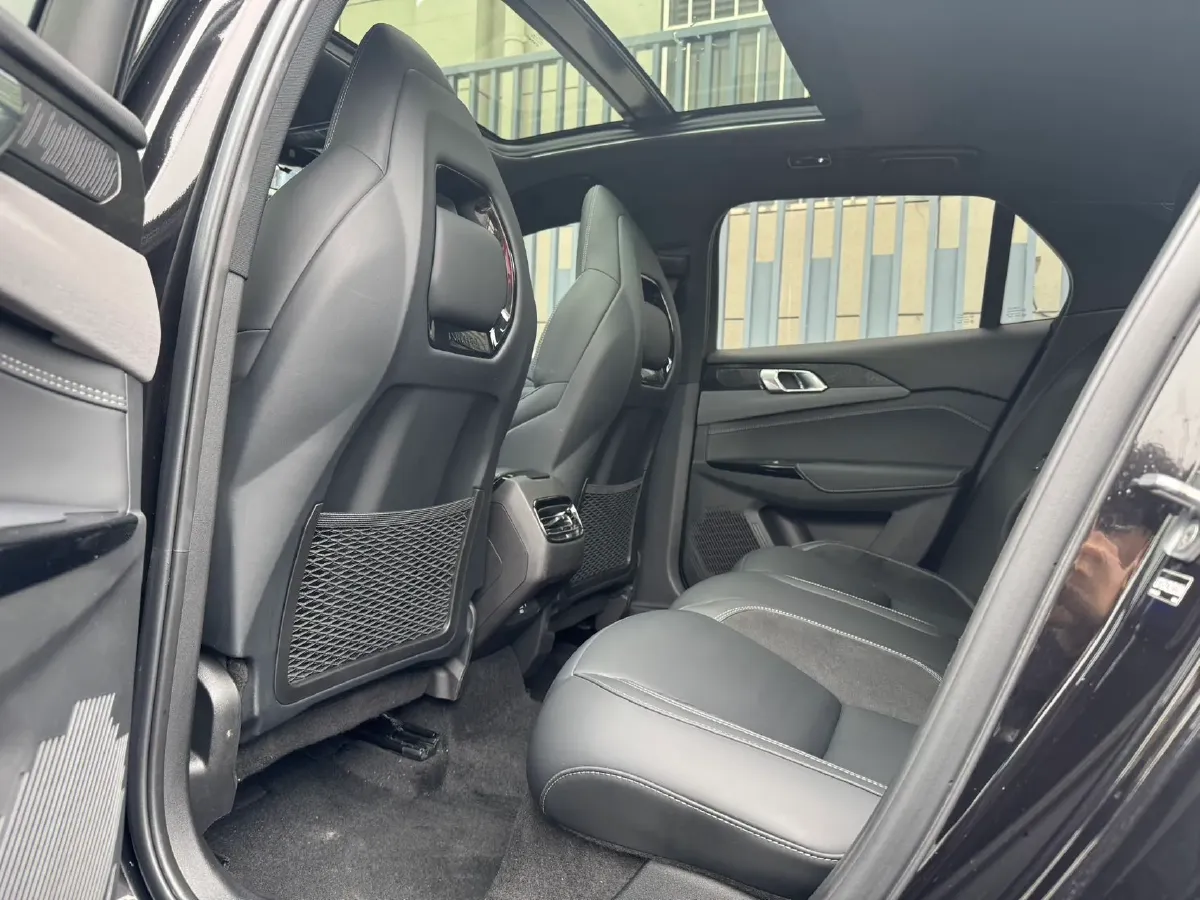 2022 LYNK&CO 03 2.0T 190HP L4 7DCT,autocango,china used car exporter,china ev exporter,chinese used car exporter,chinese used ev exporter