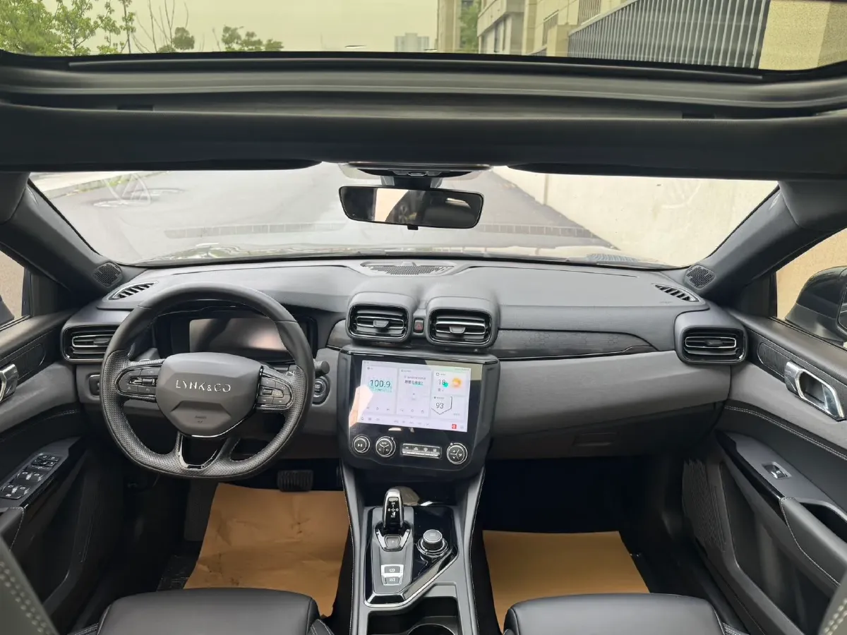 2022 LYNK&CO 03 2.0T 190HP L4 7DCT,autocango,china used car exporter,china ev exporter,chinese used car exporter,chinese used ev exporter