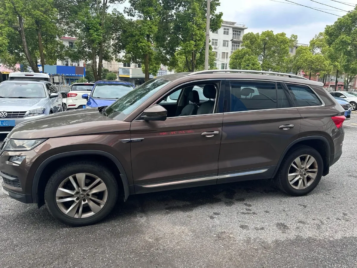 2018 Skoda Kodiak 2.0T 186HP L4 7DCT,autocango,china used car exporter,china ev exporter,chinese used car exporter,chinese used ev exporter