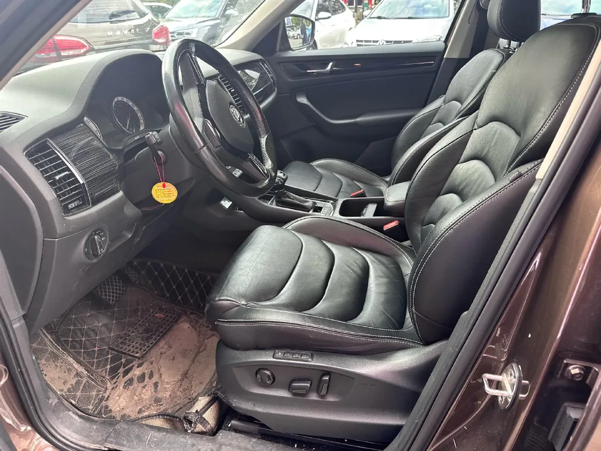 2018 Skoda Kodiak 2.0T 186HP L4 7DCT,autocango,china used car exporter,china ev exporter,chinese used car exporter,chinese used ev exporter