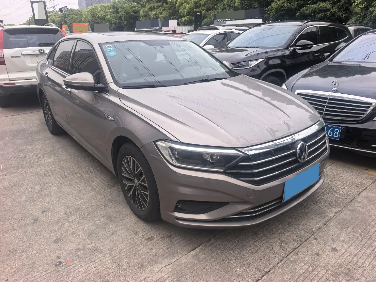 2020 Volkswagen Sagitar 1.2T 116HP L4 7DCT,autocango,china used car exporter,china ev exporter,chinese used car exporter,chinese used ev exporter