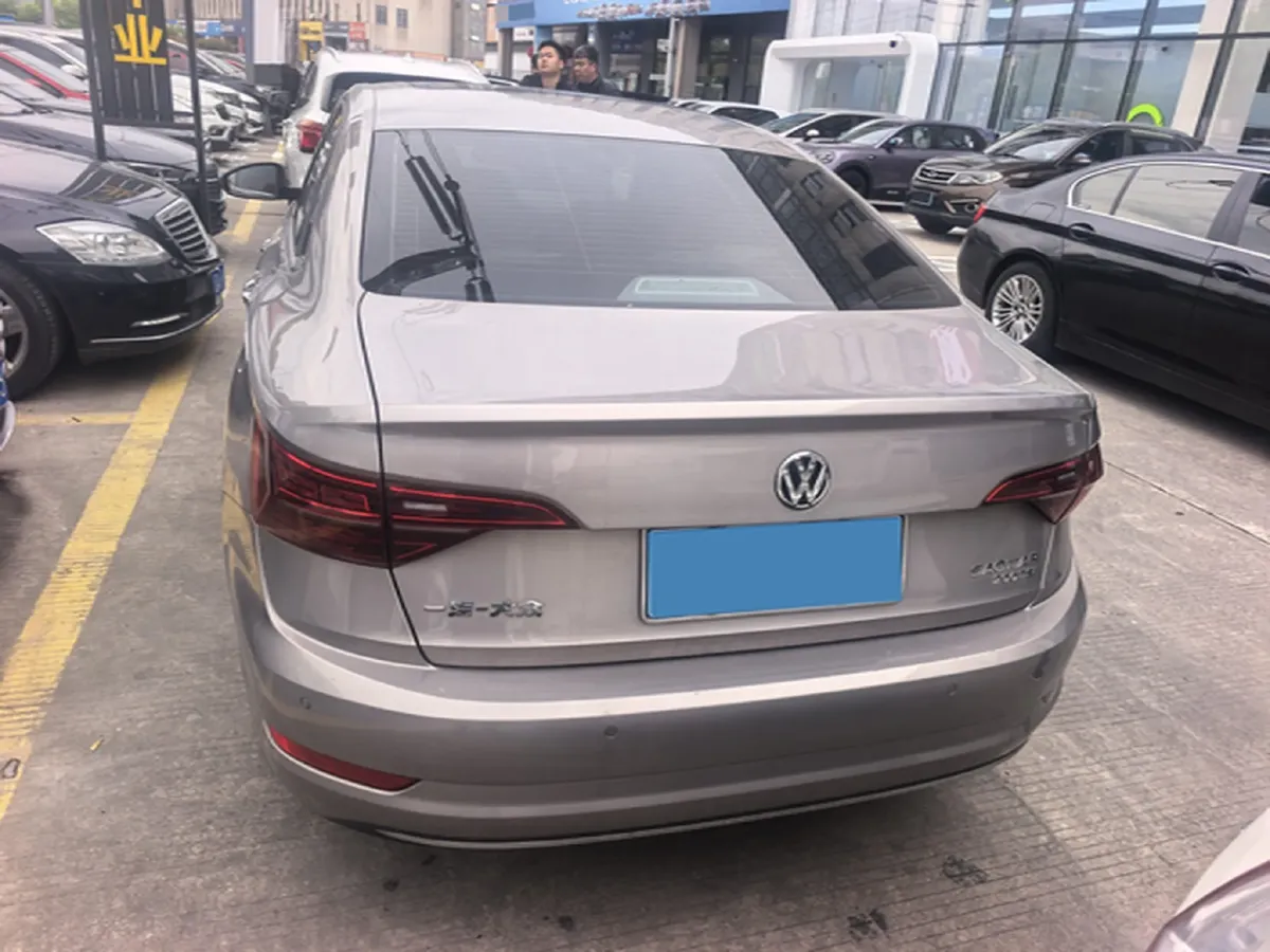 2020 Volkswagen Sagitar 1.2T 116HP L4 7DCT,autocango,china used car exporter,china ev exporter,chinese used car exporter,chinese used ev exporter