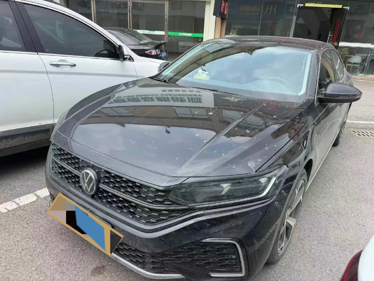 2023 Volkswagen Passat 2.0T 186HP L4 7DCT,autocango,china used car exporter,china ev exporter,chinese used car exporter,chinese used ev exporter