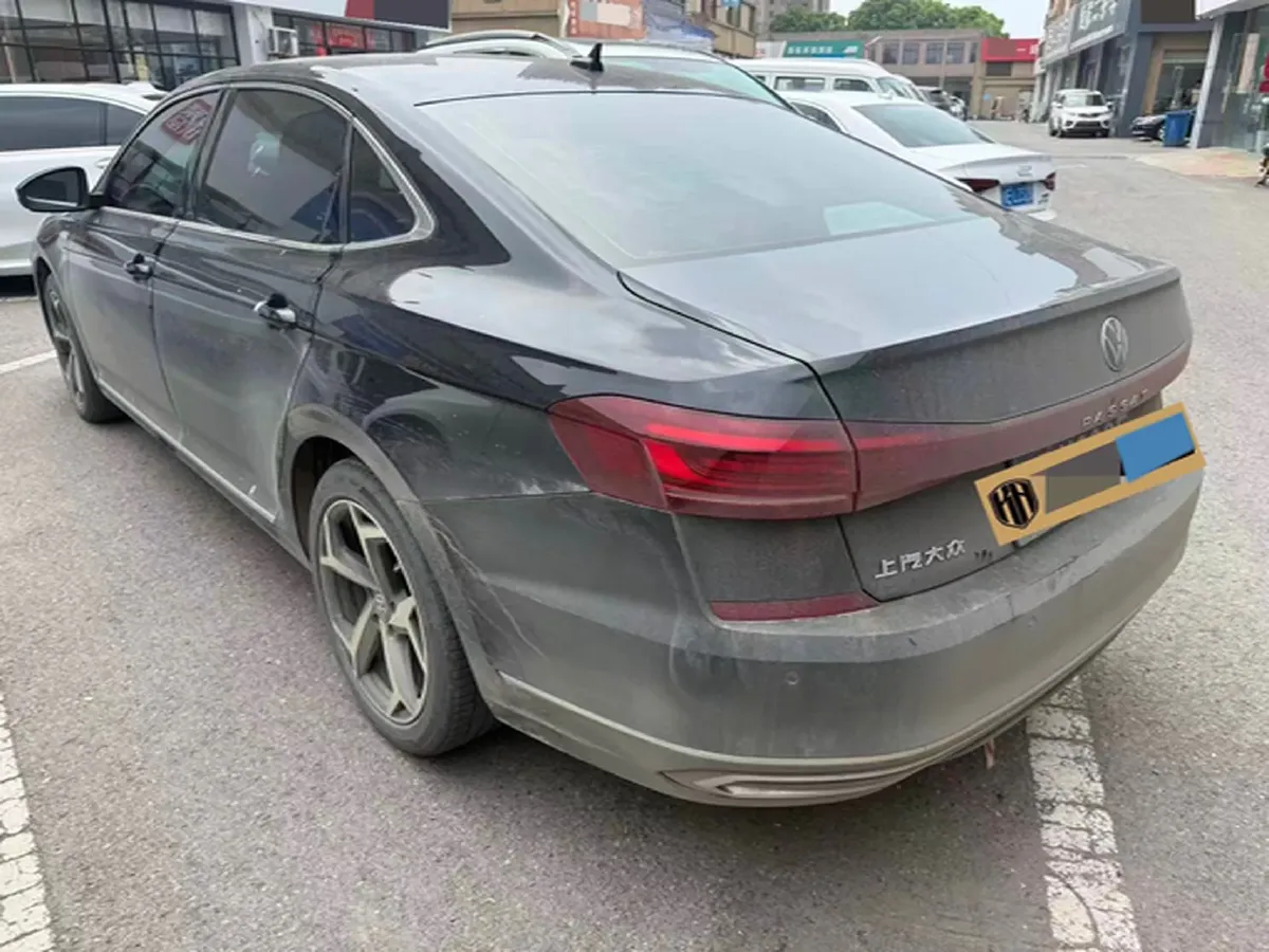 2023 Volkswagen Passat 2.0T 186HP L4 7DCT,autocango,china used car exporter,china ev exporter,chinese used car exporter,chinese used ev exporter