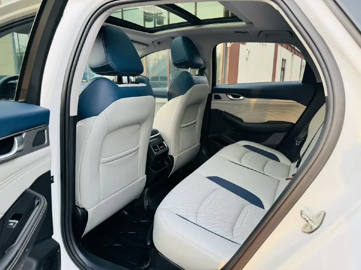 2020 Peugeot 408 1.6T 170HP L4 6AT,autocango,china used car exporter,china ev exporter,chinese used car exporter,chinese used ev exporter