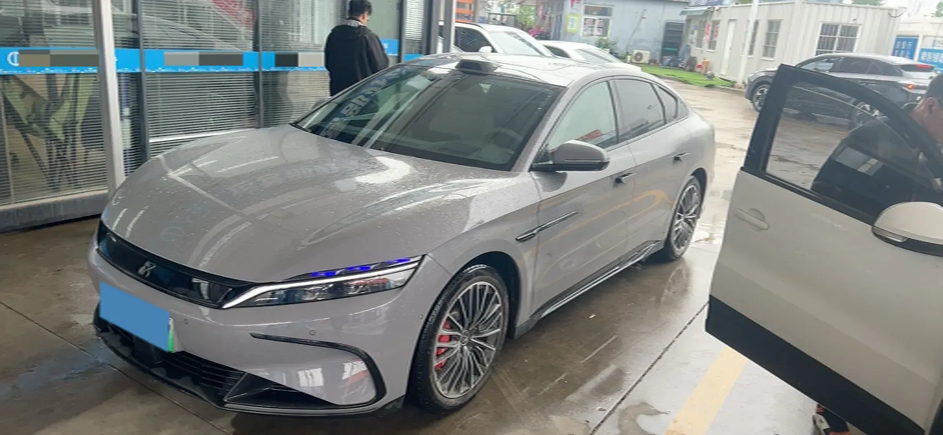 2025 BYD Han BEV 79.6KWH,autocango,china used car exporter,china ev exporter,chinese used car exporter,chinese used ev exporter