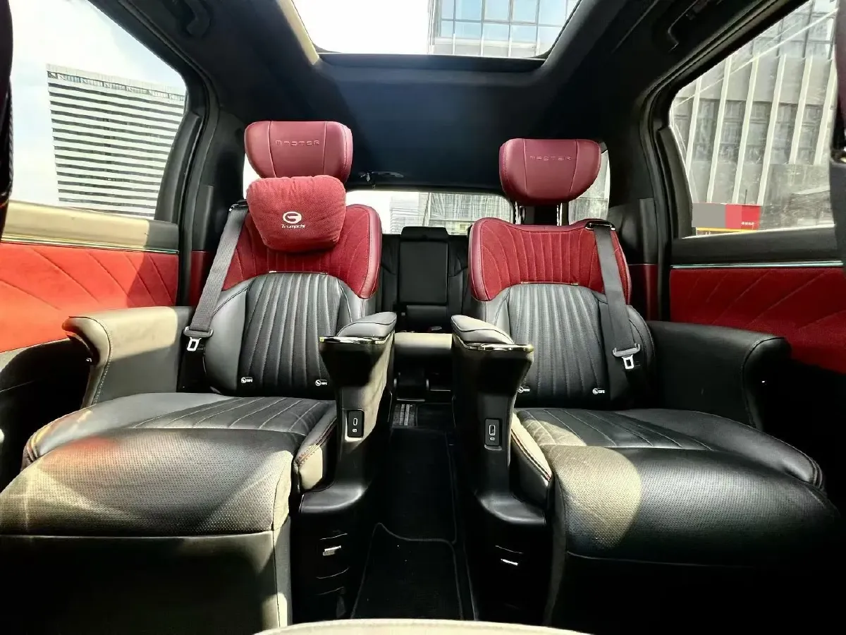 2023 GAC Trumpchi M8 2.0T 252HP L4 8AT,autocango,china used car exporter,china ev exporter,chinese used car exporter,chinese used ev exporter