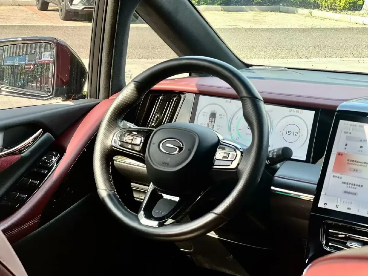 2023 GAC Trumpchi M8 2.0T 252HP L4 8AT,autocango,china used car exporter,china ev exporter,chinese used car exporter,chinese used ev exporter