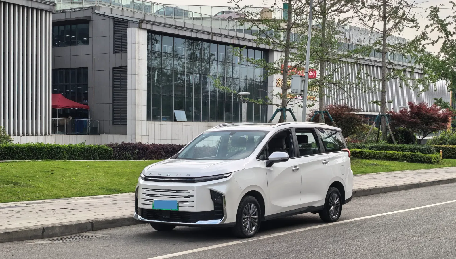 2025 MAXUS G50 PHEV 1.5L 98HP L4 1DHT PHEV 18.65KWH,autocango,china used car exporter,china ev exporter,chinese used car exporter,chinese used ev exporter