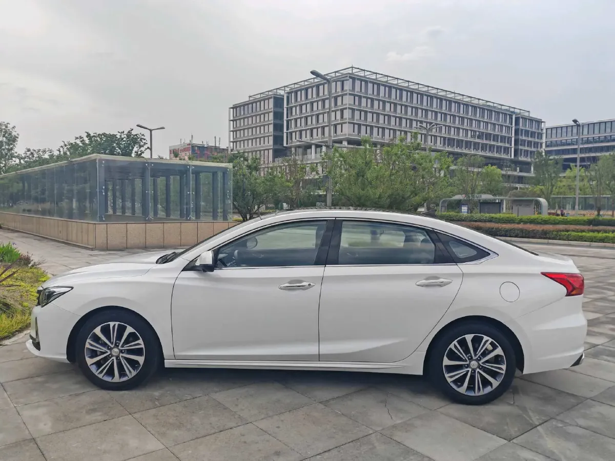 2020 ChangAn Raeton CC 1.5T 156HP L4 6AT,autocango,china used car exporter,china ev exporter,chinese used car exporter,chinese used ev exporter