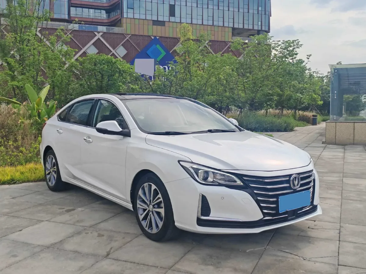 2020 ChangAn Raeton CC 1.5T 156HP L4 6AT,autocango,china used car exporter,china ev exporter,chinese used car exporter,chinese used ev exporter