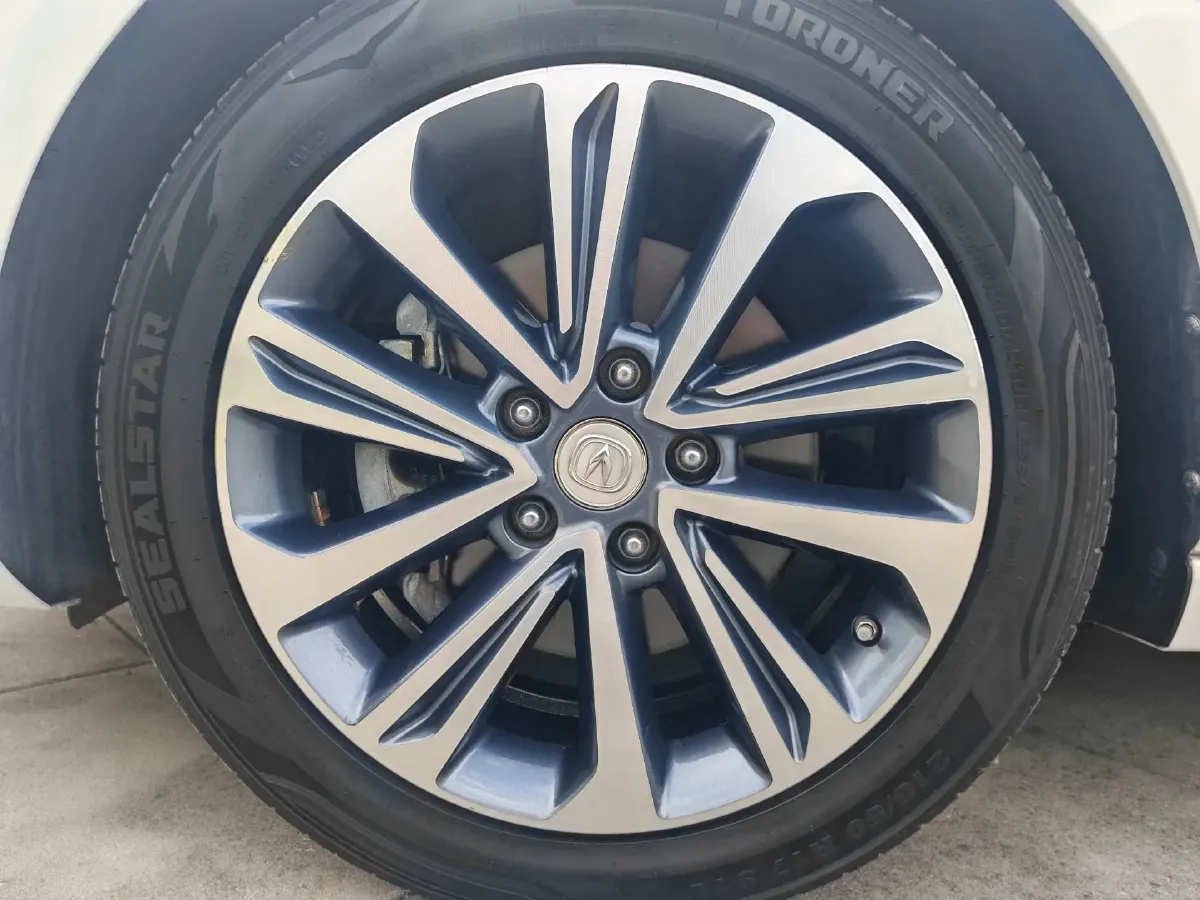 2020 ChangAn Raeton CC 1.5T 156HP L4 6AT,autocango,china used car exporter,china ev exporter,chinese used car exporter,chinese used ev exporter