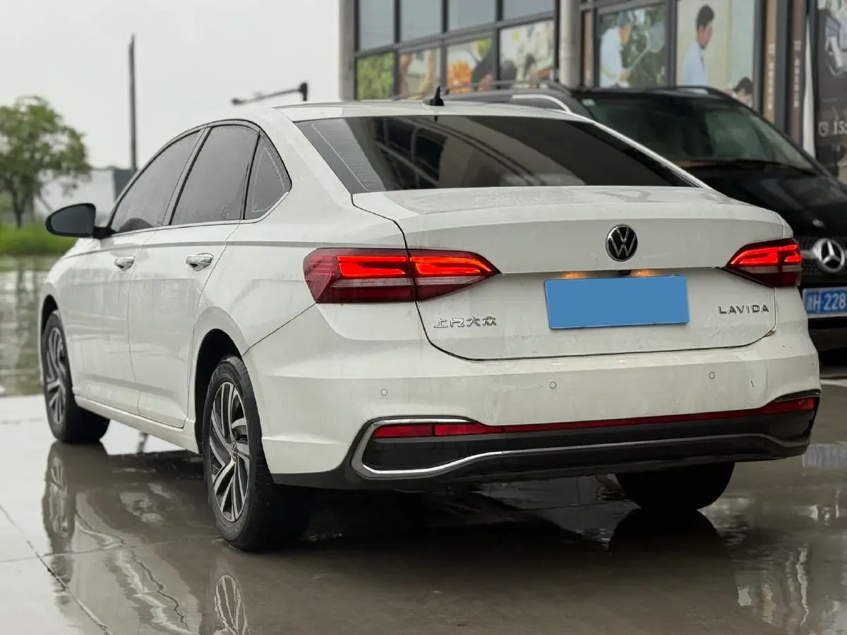 2023 Volkswagen Lavida 1.5L 113HP L4 6AT,autocango,china used car exporter,china ev exporter,chinese used car exporter,chinese used ev exporter