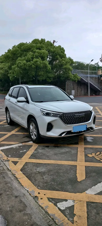 2021 Haval M6 1.5T 150HP L4 7DCT,autocango,china used car exporter,china ev exporter,chinese used car exporter,chinese used ev exporter