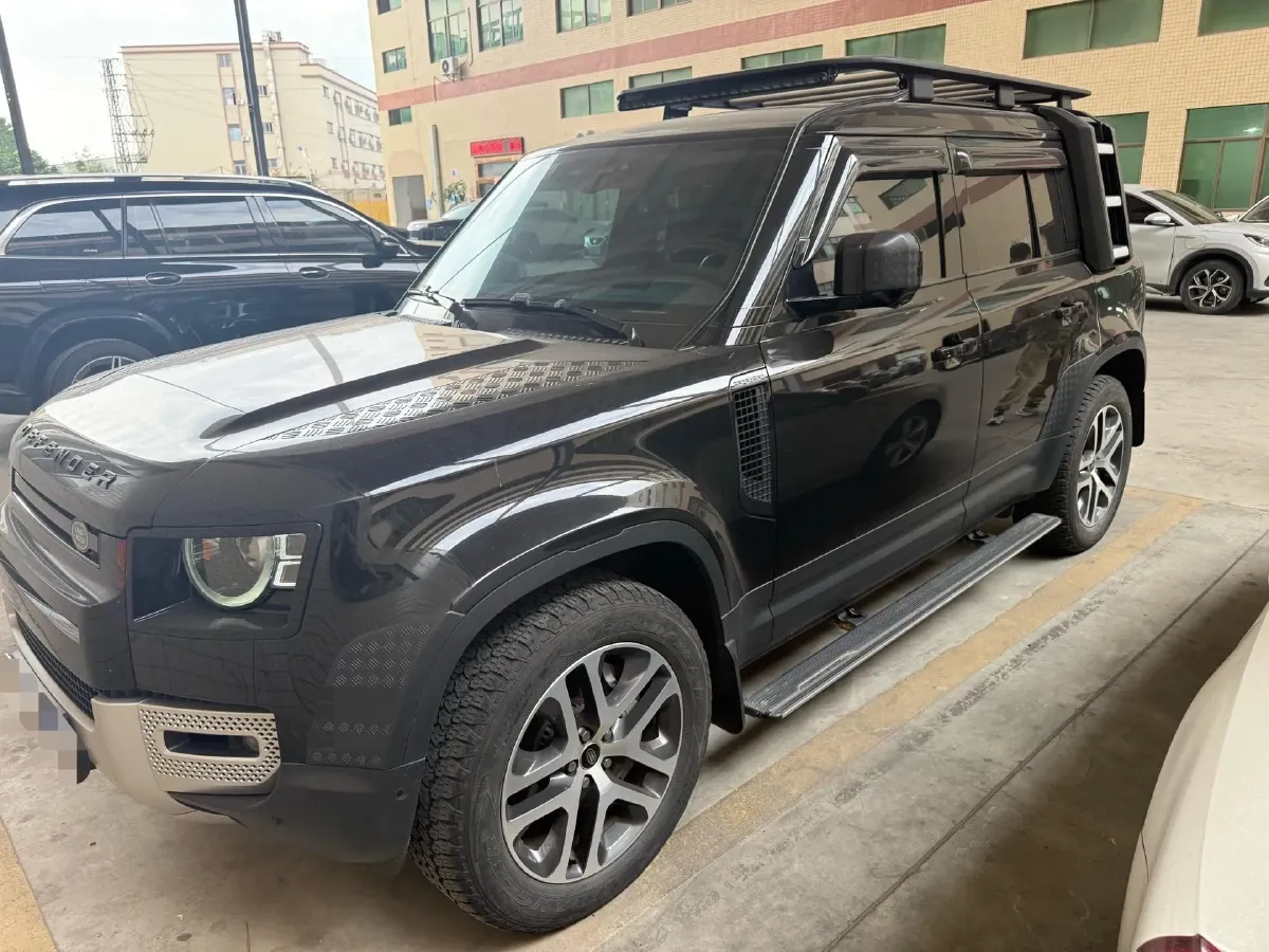 2023 Land Rover Defender 3.0T 400HP L6 8AT,autocango,china used car exporter,china ev exporter,chinese used car exporter,chinese used ev exporter
