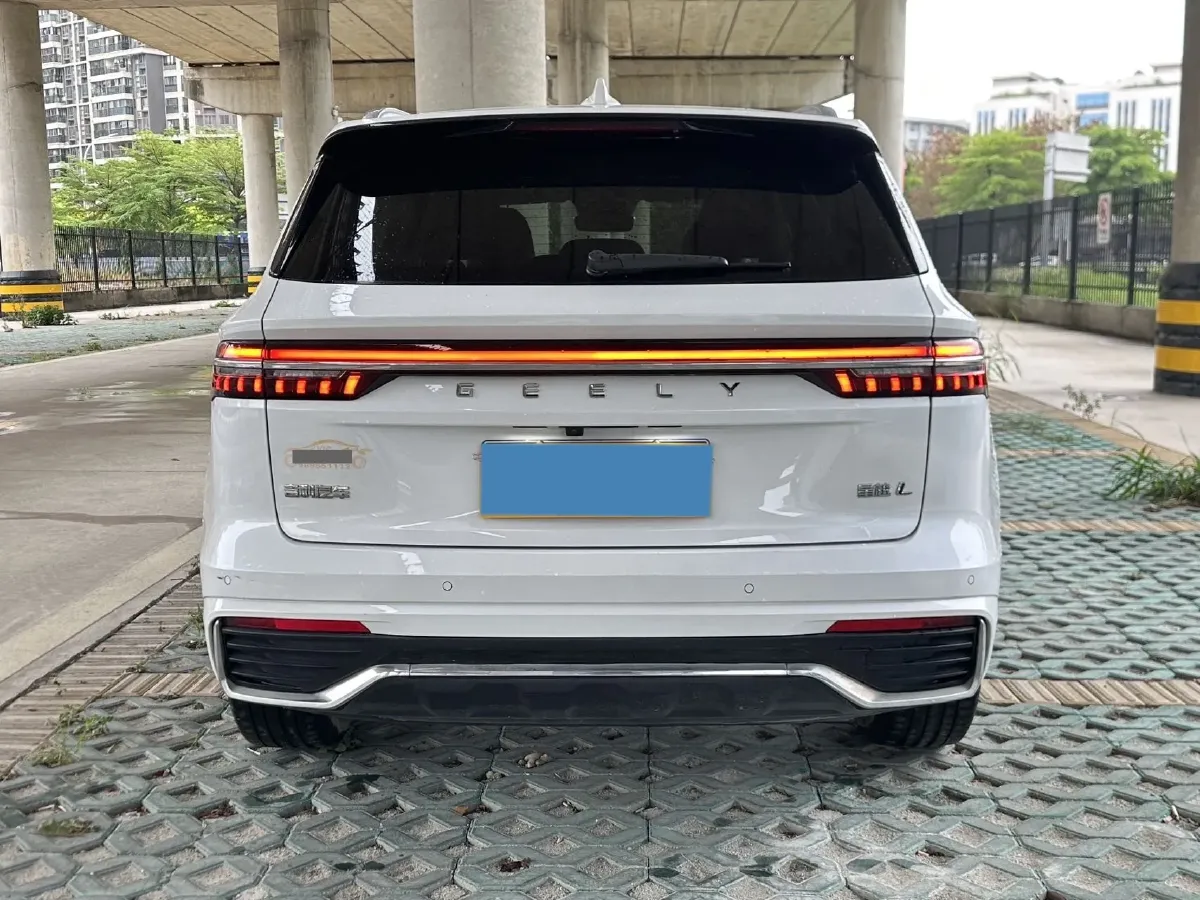2021 Geely Monjaro 2.0T 218HP L4 7DCT,autocango,china used car exporter,china ev exporter,chinese used car exporter,chinese used ev exporter
